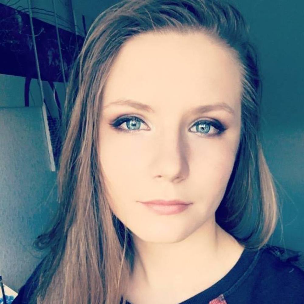 Meet your Posher, Angelica